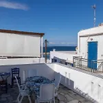 Breeze Naousa